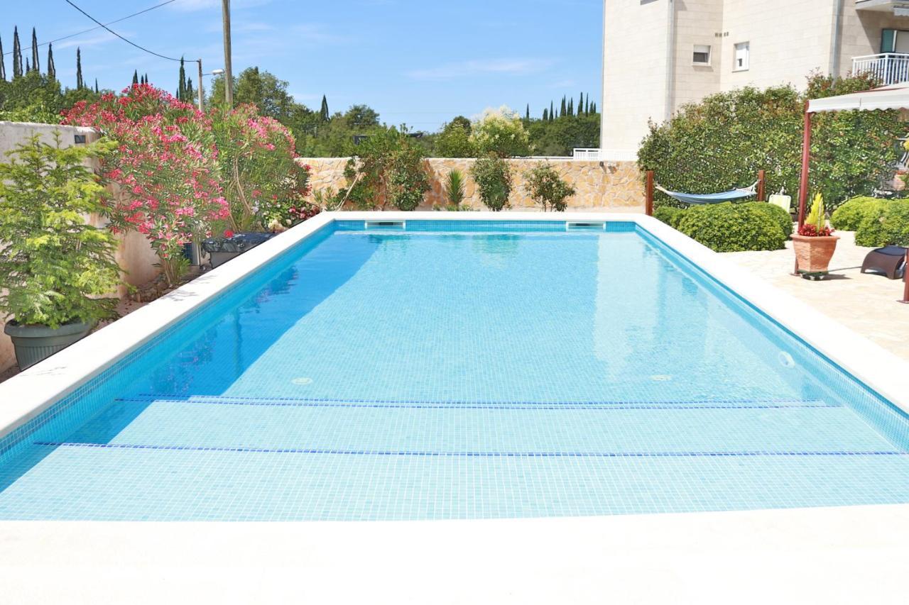 Villa Grand Pinea Čilipi Εξωτερικό φωτογραφία